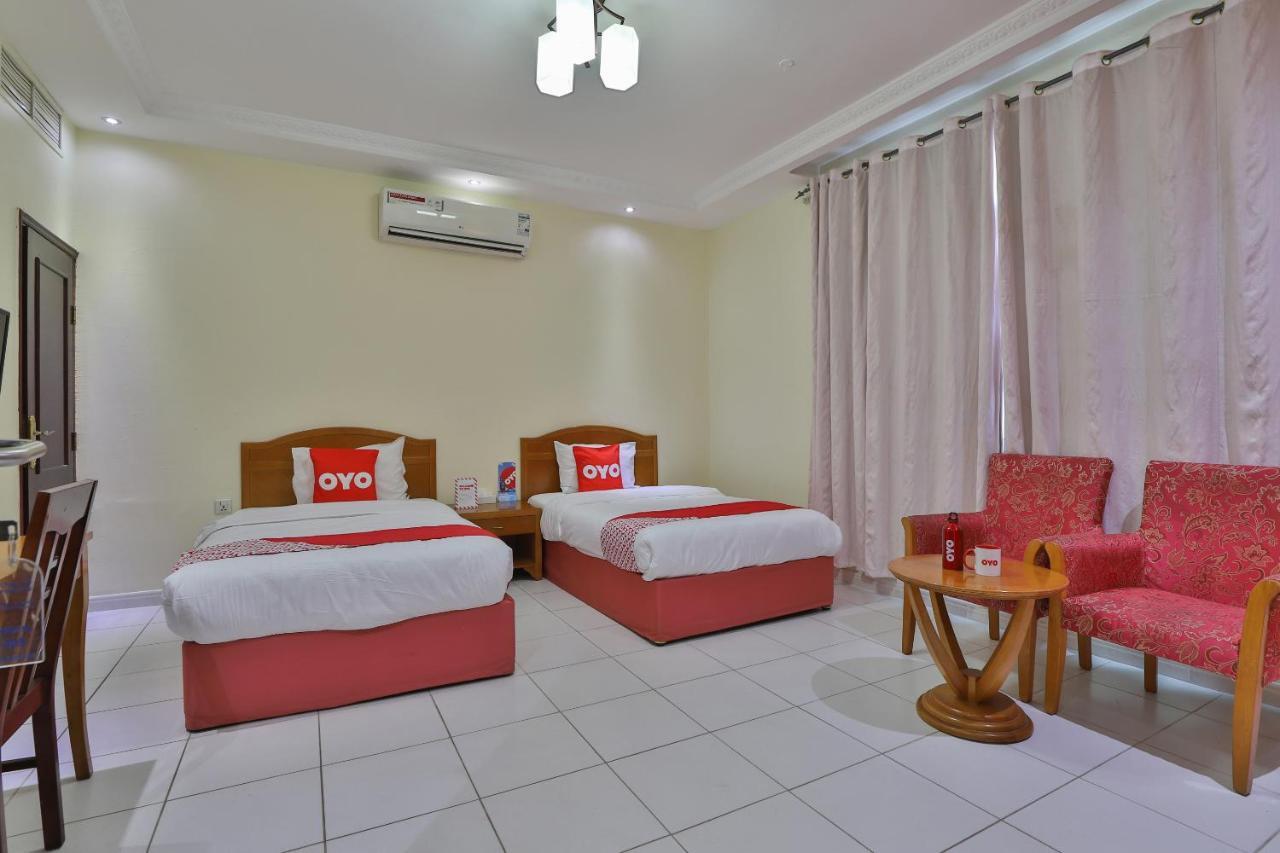 Oyo 366 Waves Hotel Adżman Zewnętrze zdjęcie