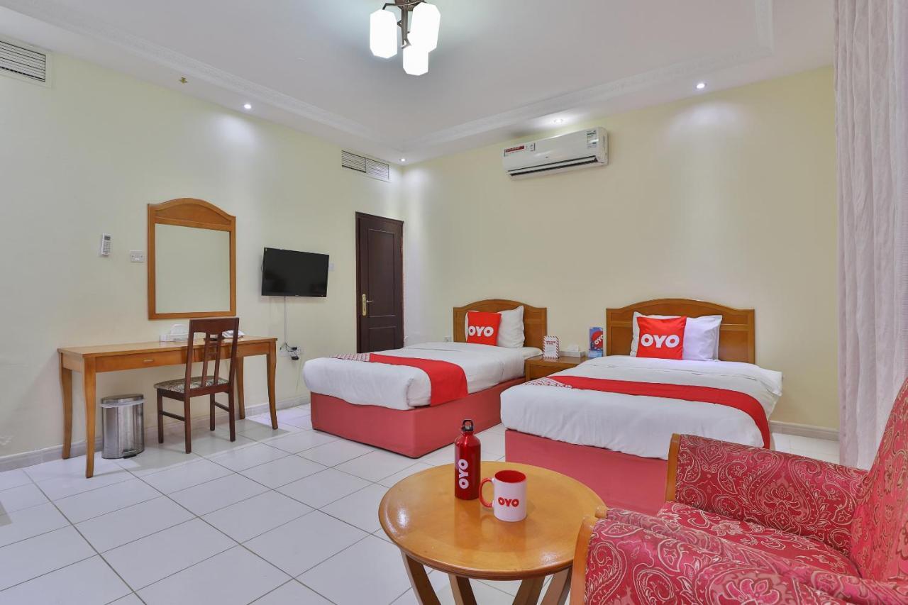 Oyo 366 Waves Hotel Adżman Zewnętrze zdjęcie