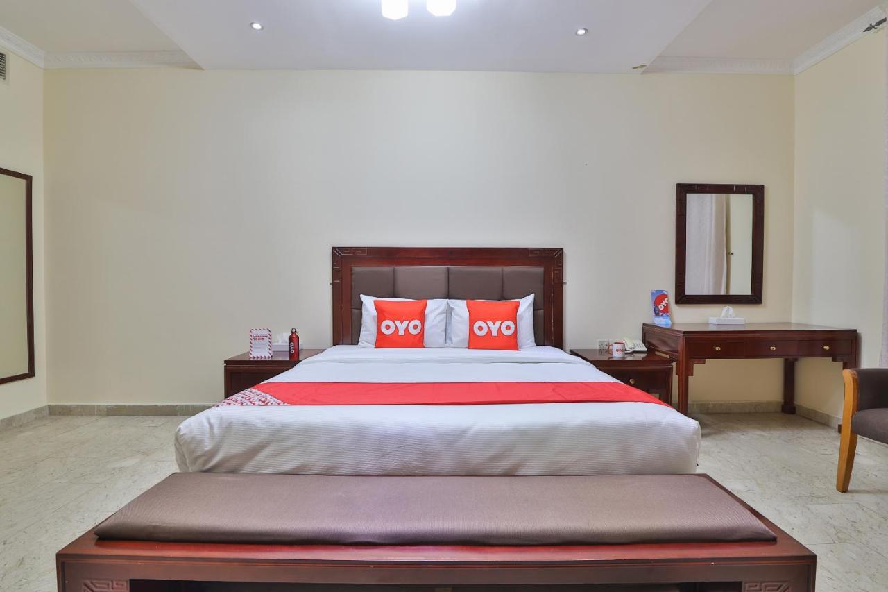 Oyo 366 Waves Hotel Adżman Zewnętrze zdjęcie